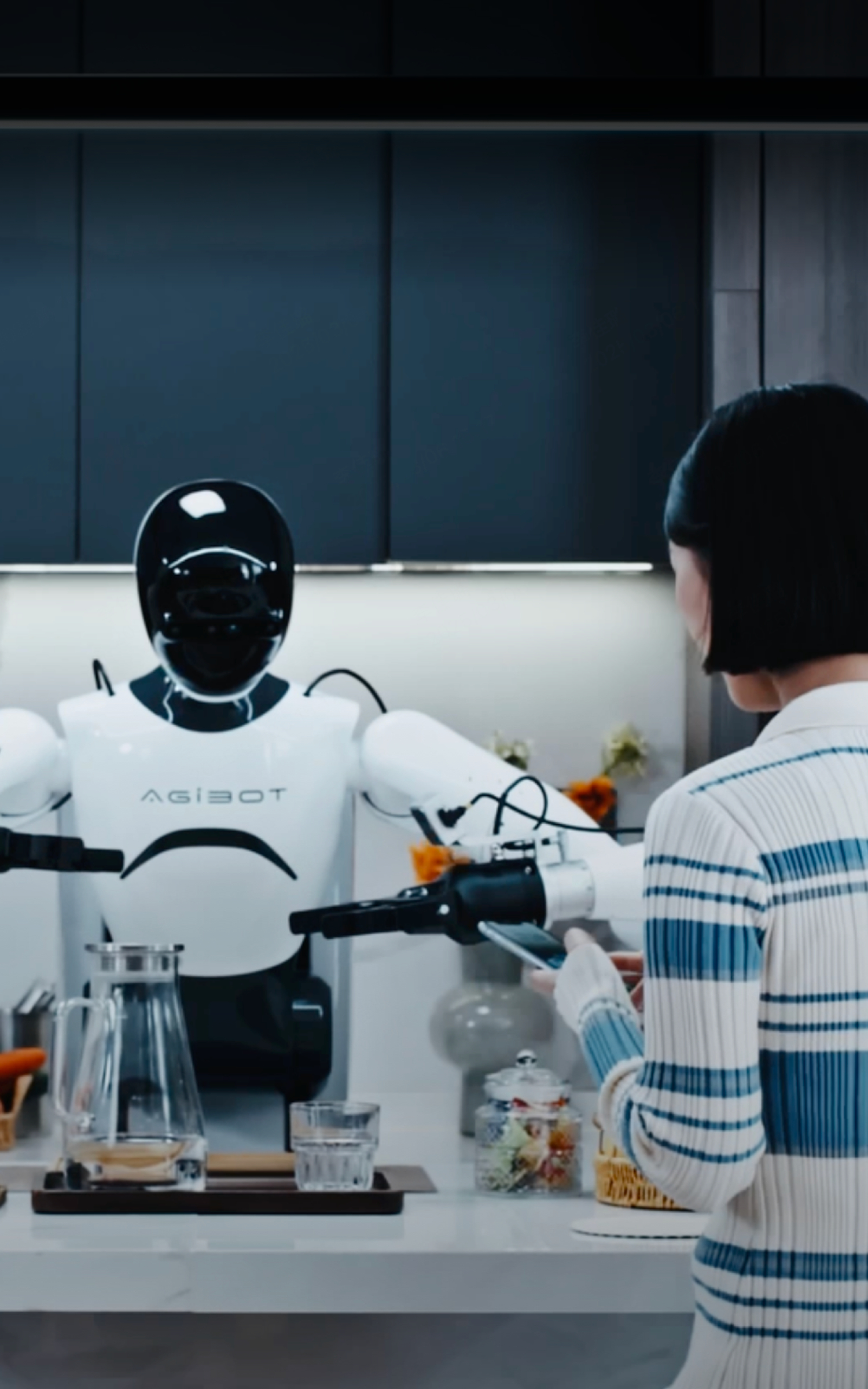 行业首款！jiuyou.com九游发布具身智能一站式开发平台Genie Studio